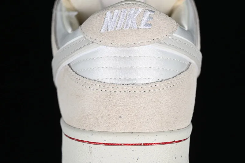 All Categories Nk SB Dunk Series Nk SB Dunk Low Low-top Sneakers C Version Nk SB Dunk Low 2024 Valentine’s Day Theme SB Low-top Casual Sneakers FZ5654-100
